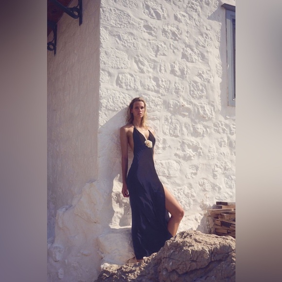 Bardot Aradia Halter Dress In Black - Picture 4 of 13